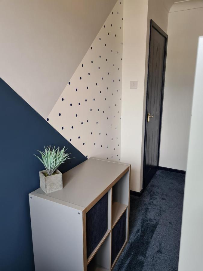 Stunning 2 Bed House Near Coastal Path/Lake/Beach Llanelli Exteriér fotografie