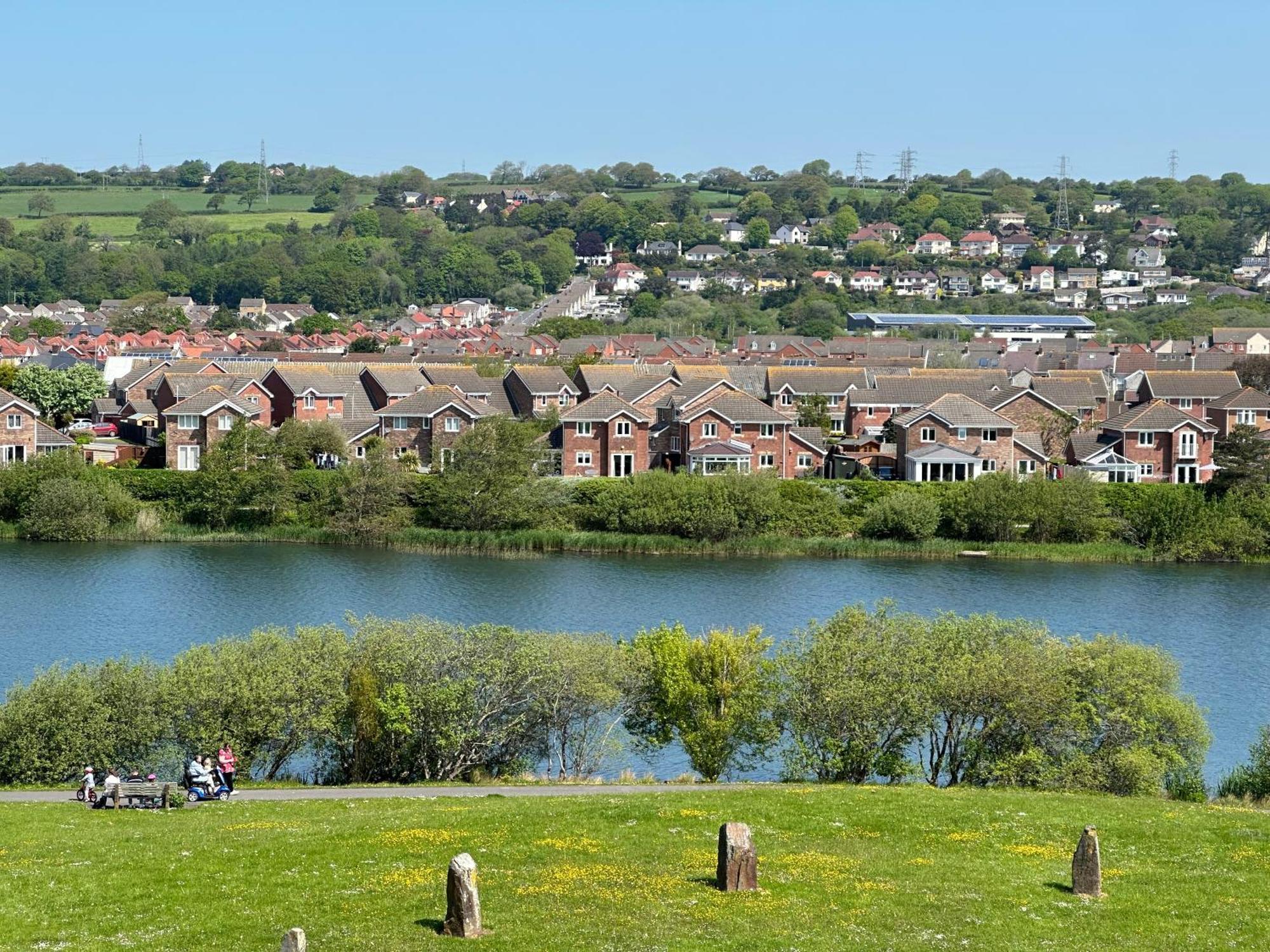 Stunning 2 Bed House Near Coastal Path/Lake/Beach Llanelli Exteriér fotografie